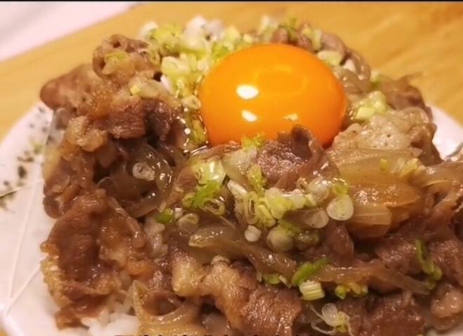 日式牛肉饭，中国做法的做法