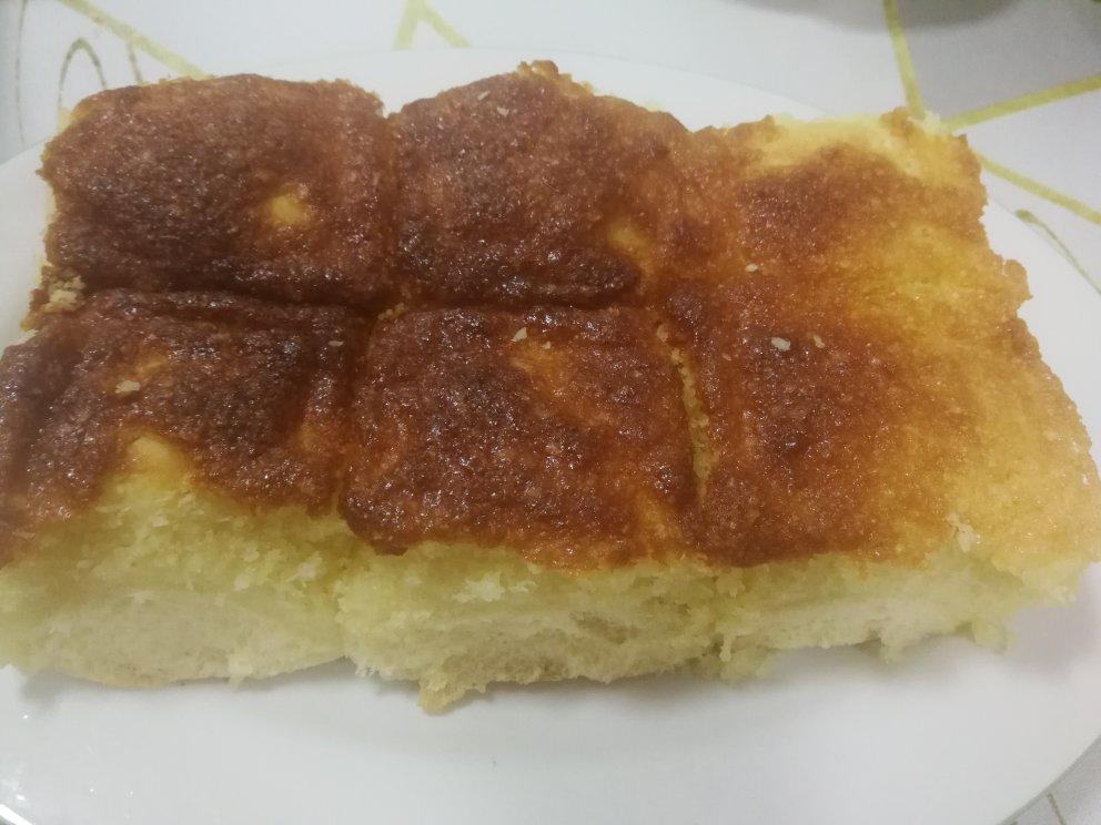 此配方做出的椰蓉餐包松软立体，不用厨师机，成功率极高
