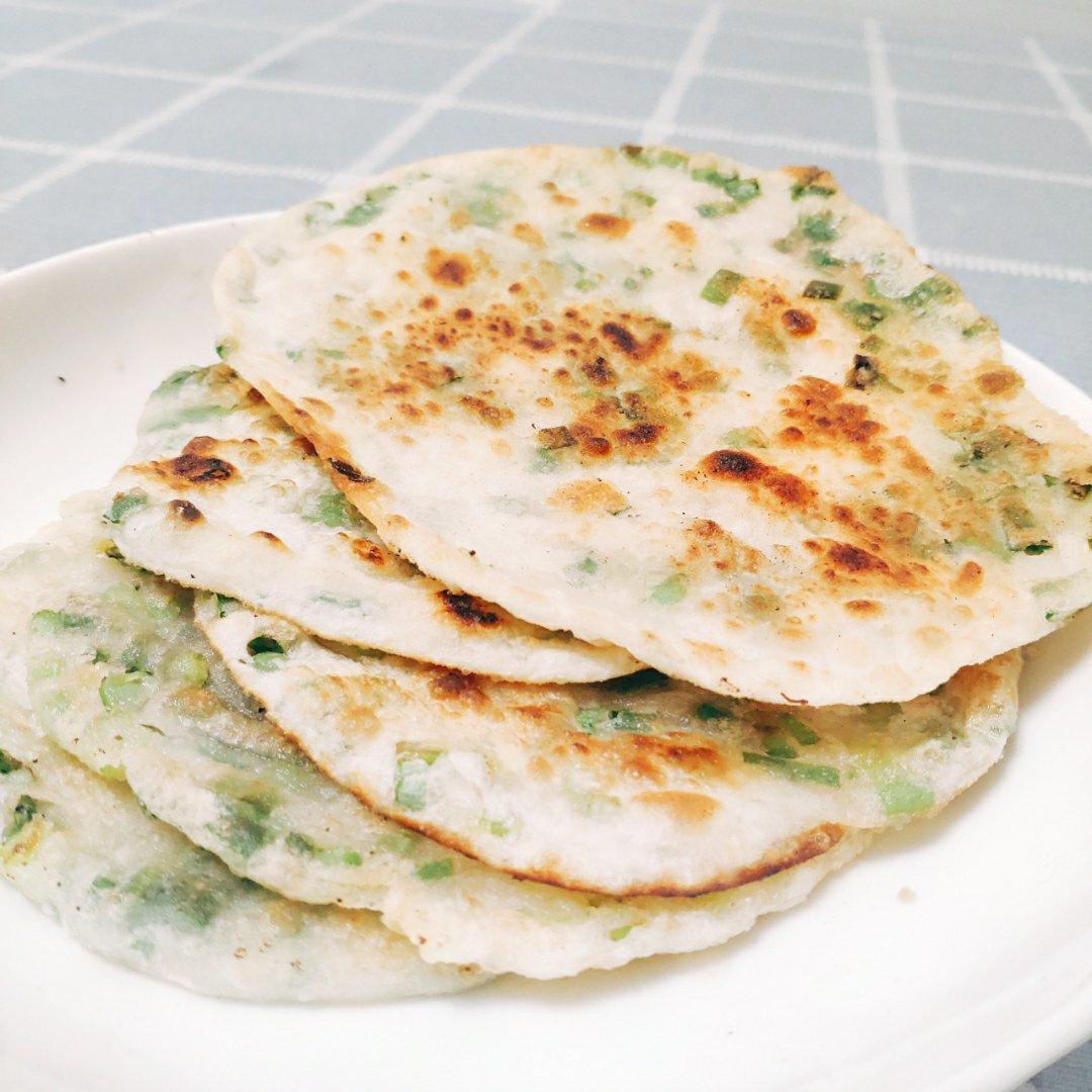 烫面葱油饼（家常简单版）