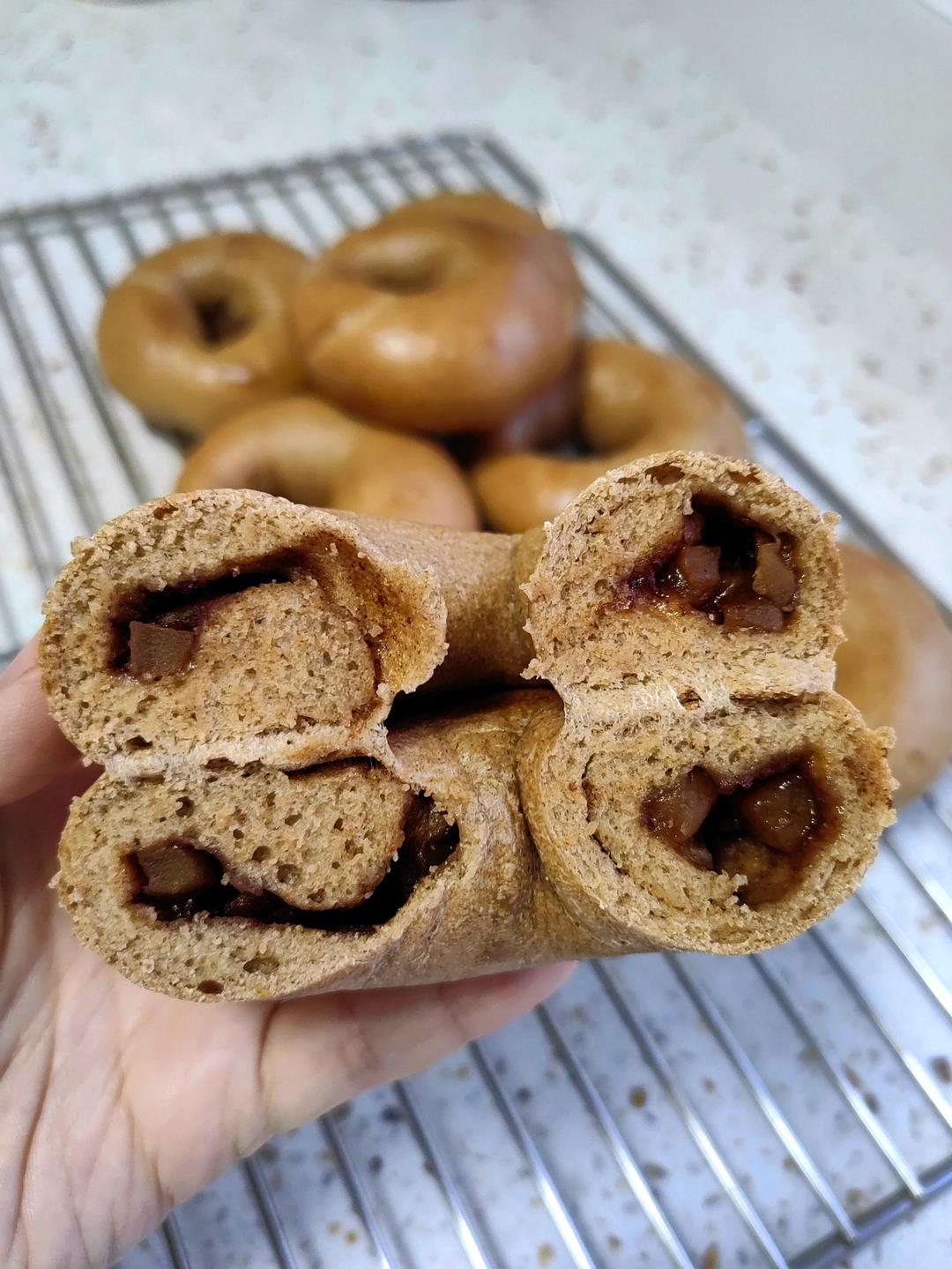 红糖肉桂苹果贝果~碳水怎么那么美好