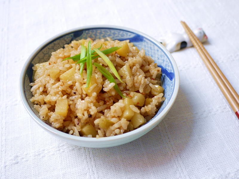 秘制土豆焖饭