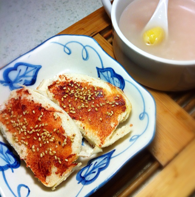 腐乳烤馒头片