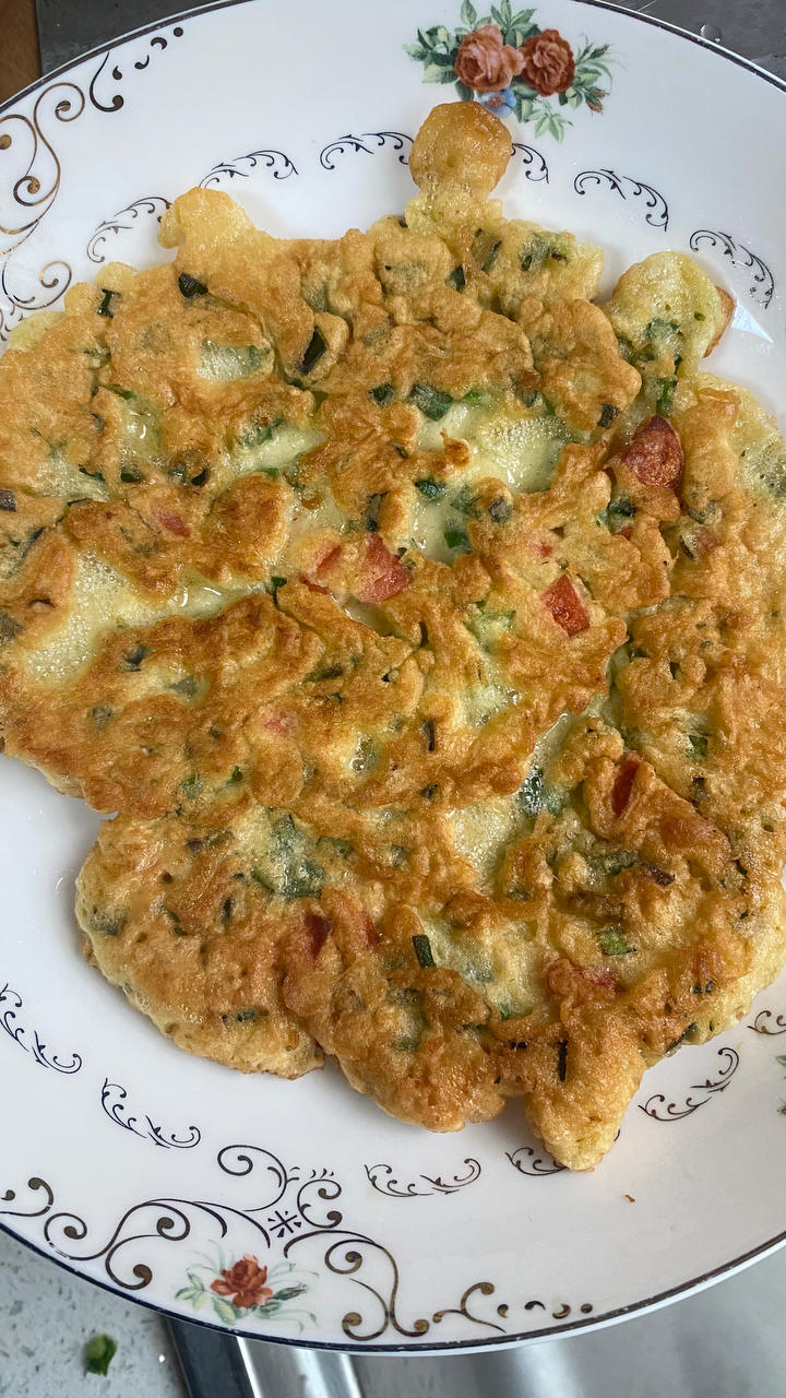 火腿肠葱花鸡蛋饼