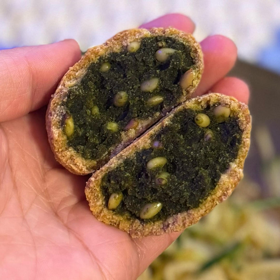 苔条果仁月饼不开酥（生酮版）的做法