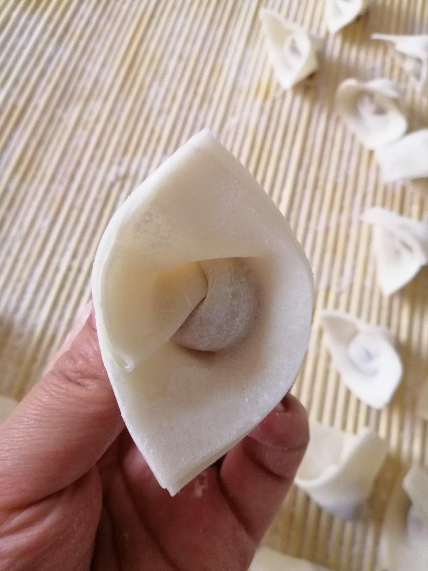 元宝馄饨的包法