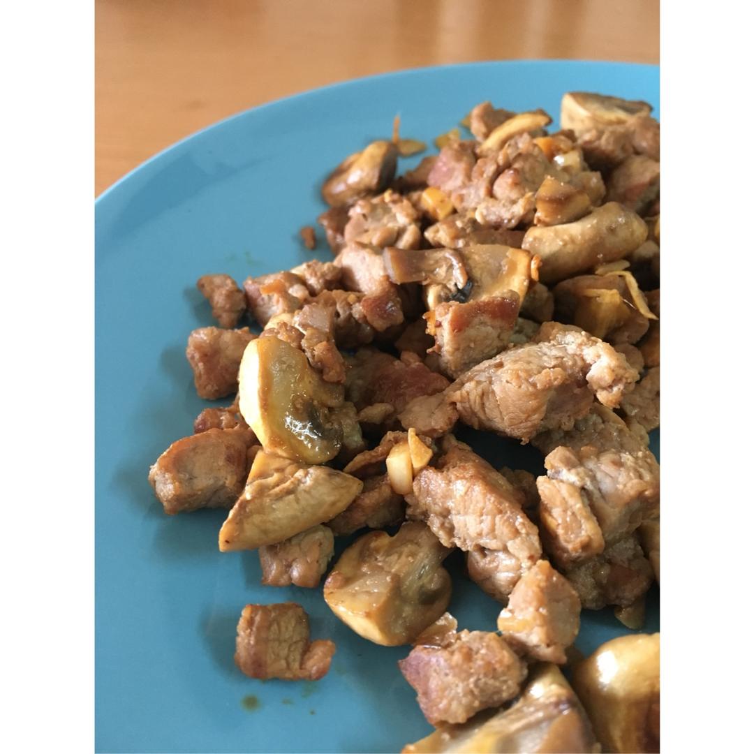 黑椒杏鲍菇牛肉粒