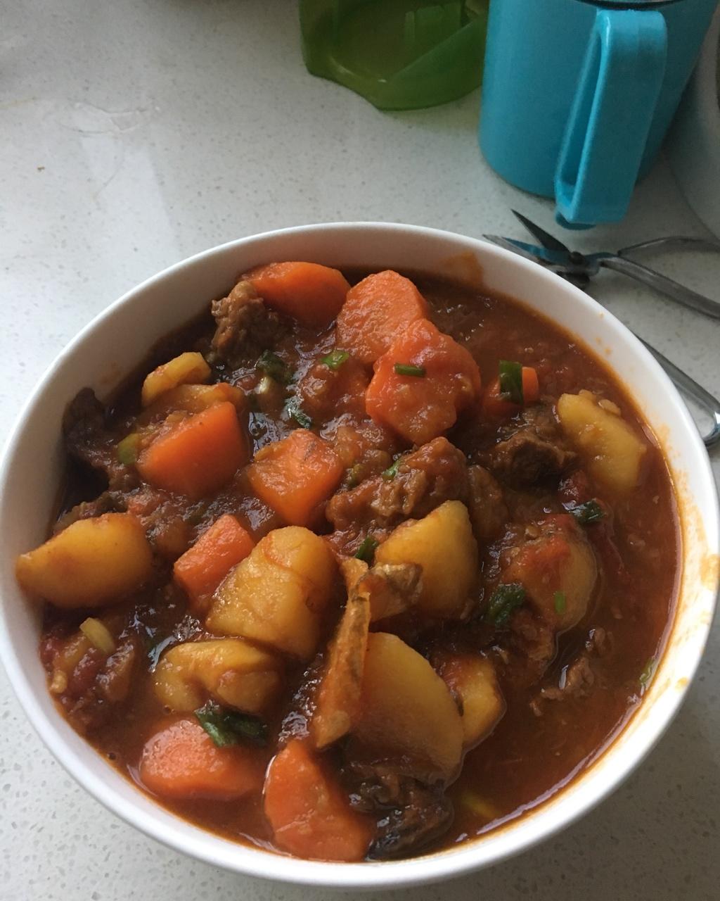 红烧牛肉土豆 （独家秘制）