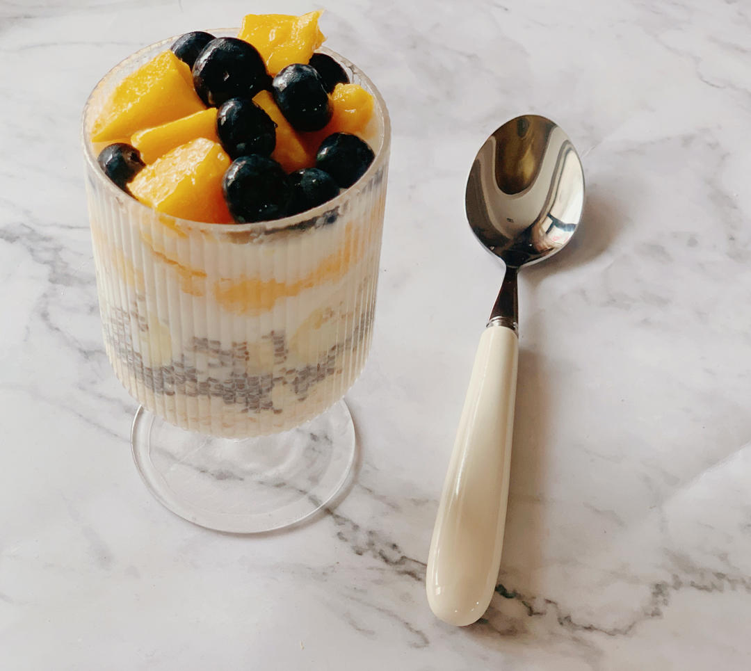 basic overnight oats 时下最流行的营养健康冷藏式隔夜免煮燕麦基本款