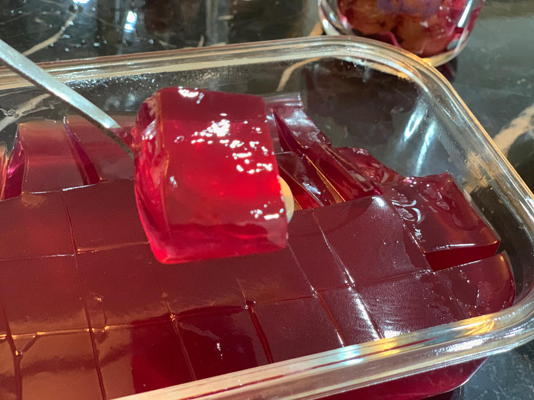 巨好看的水果冻撞奶