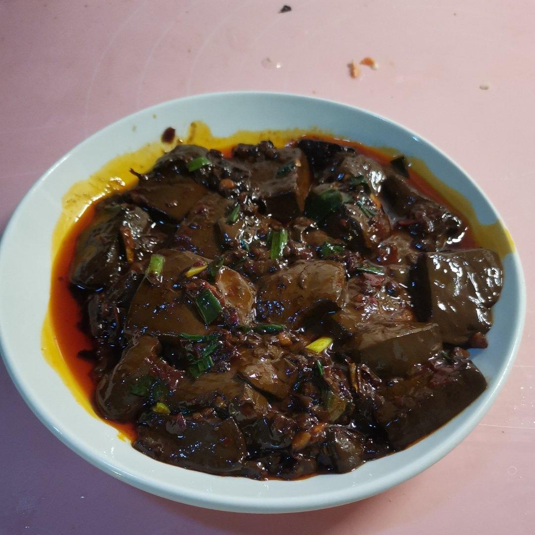 无敌好吃入味红烧猪血