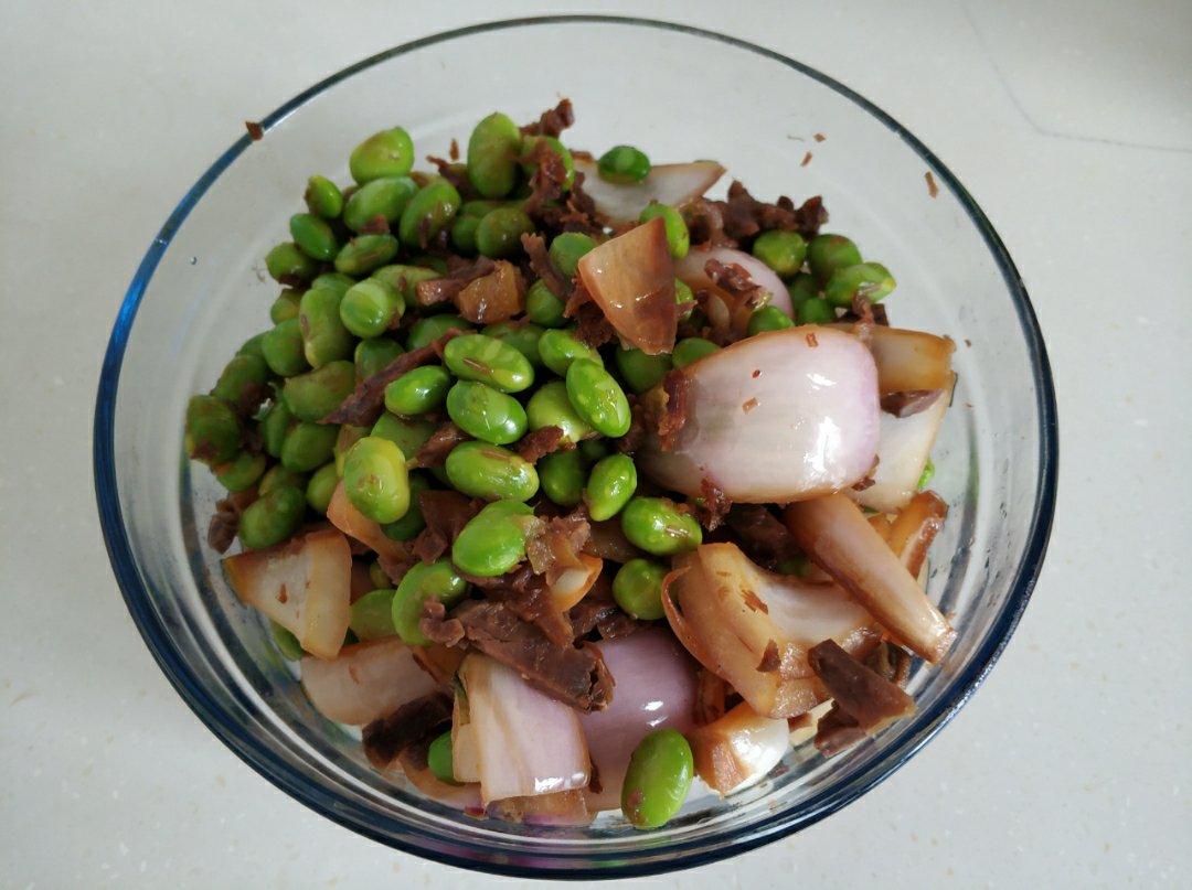 毛豆粒炒鸡丁