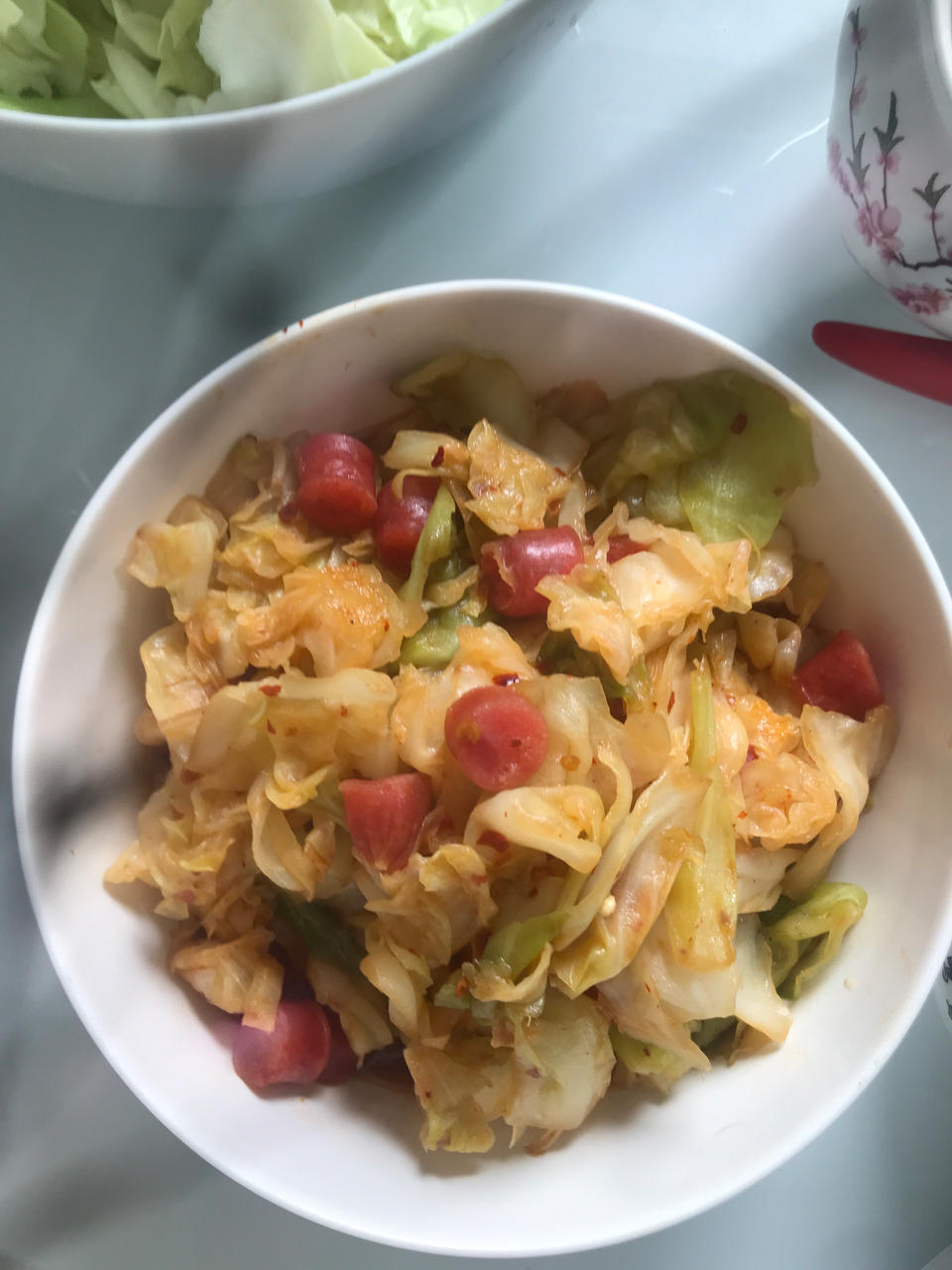 【孕妇食谱】手撕包菜炒腊肠，好吃又好看，美味又下饭～