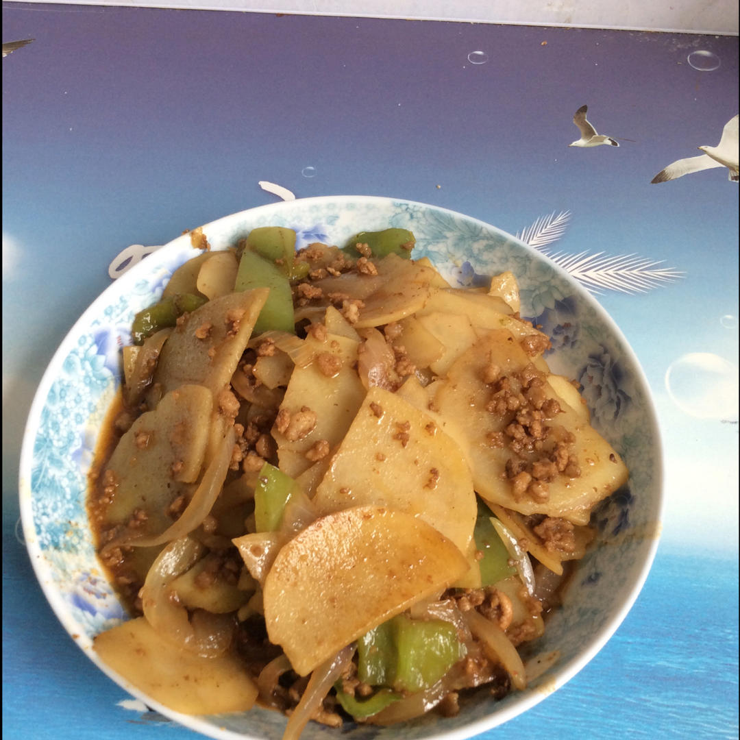 洋葱炒土豆