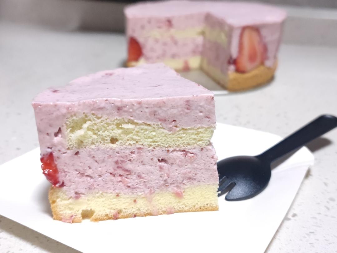 巧克力草莓慕斯蛋糕