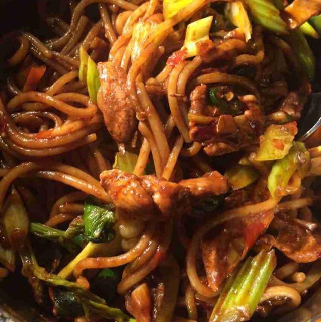 鸡肉炒米粉的做法