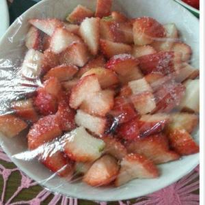 草莓果酱的做法 步骤3
