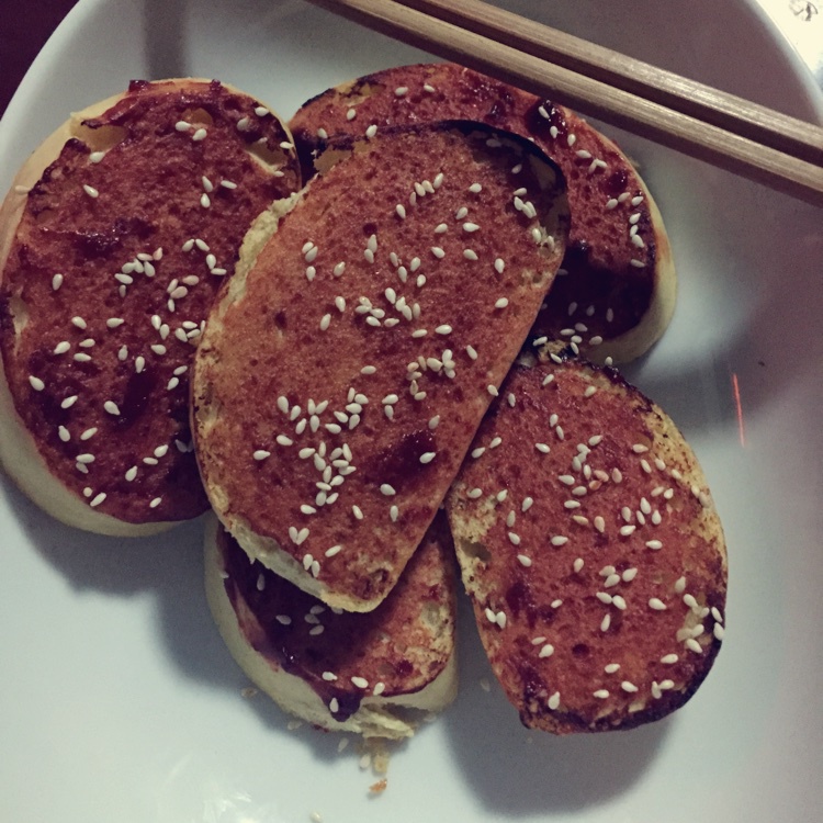 腐乳烤馒头片