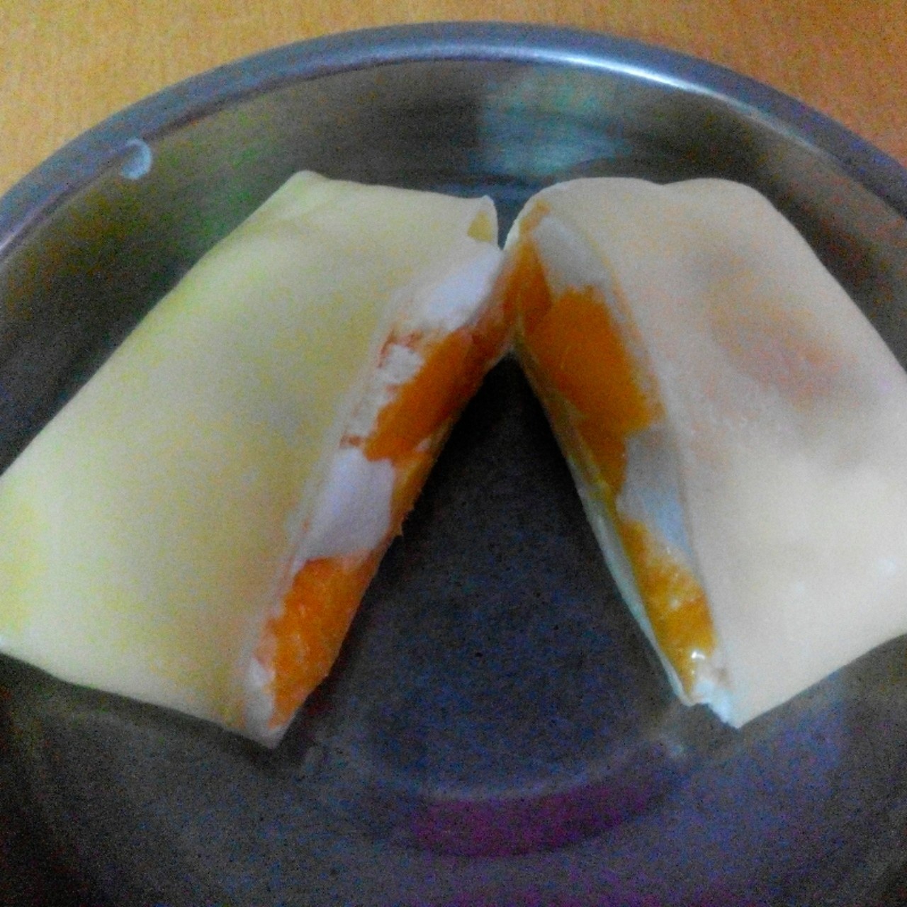 夏天甜品的美味，【芒果班戟】。