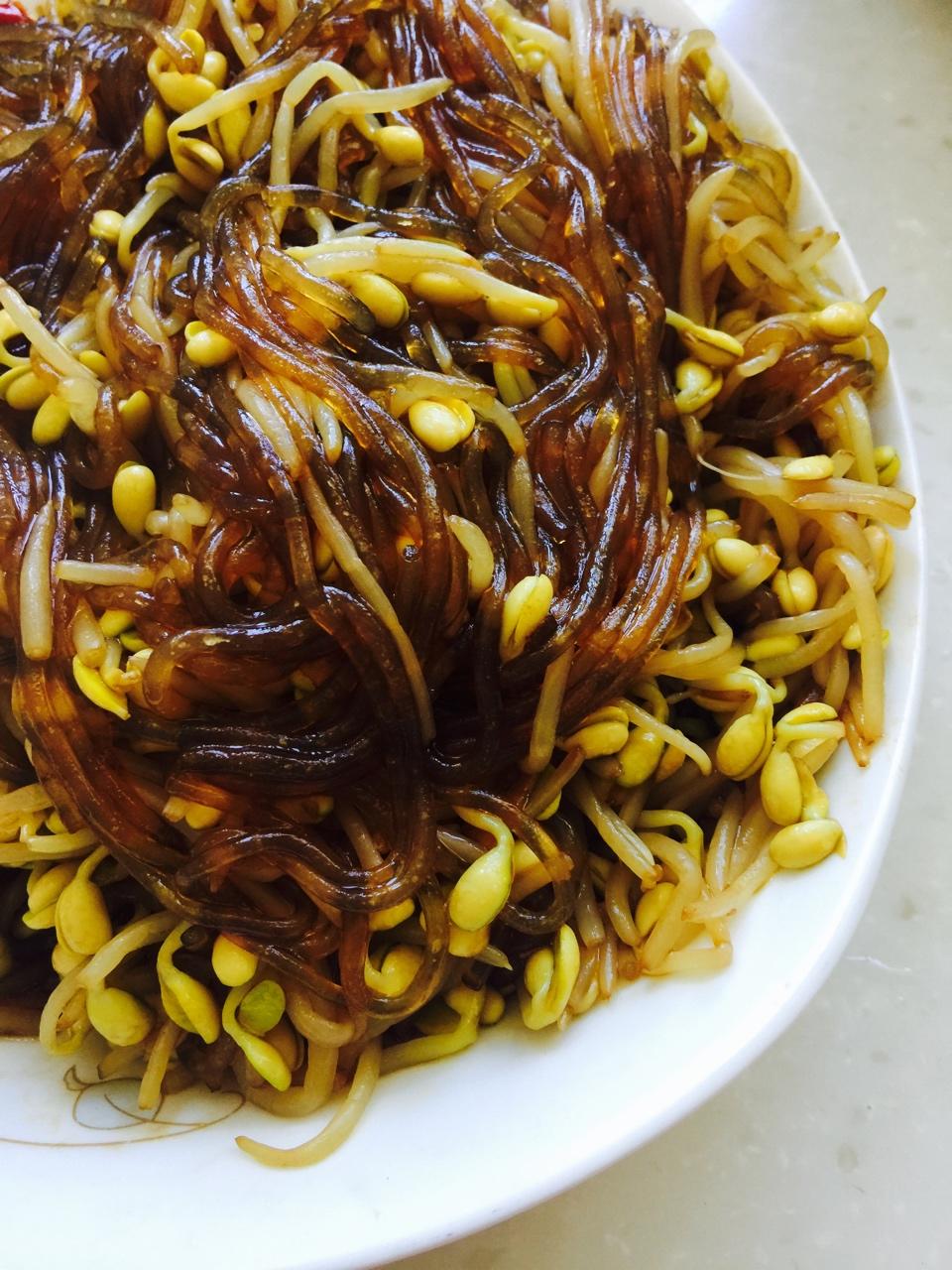 黄豆芽炒粉