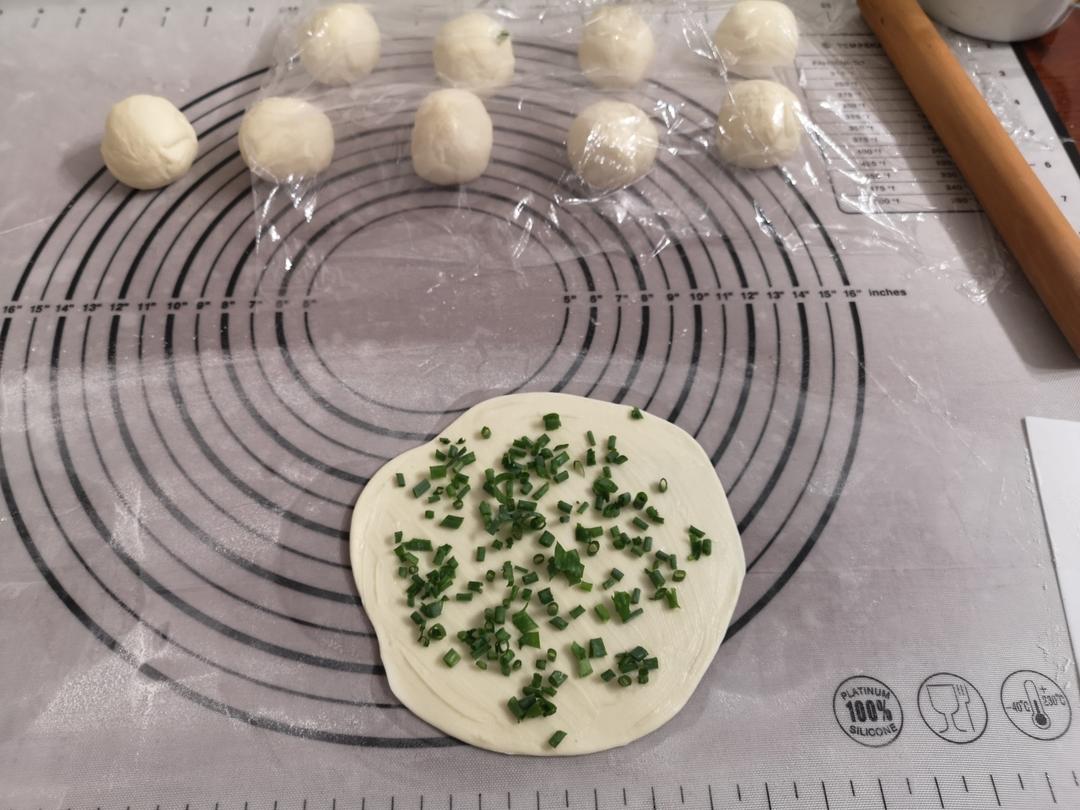 堂妈教你做飘香葱油饼
