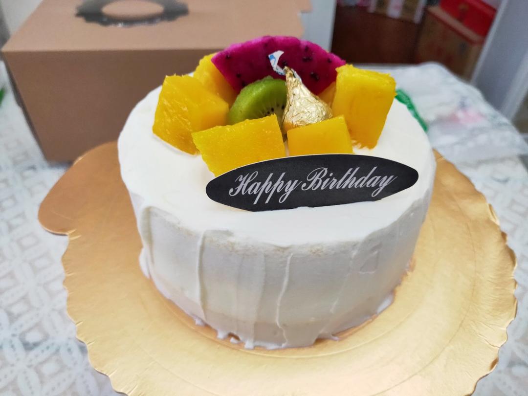 《懒人厨房》清新渐变芒果生日蛋糕