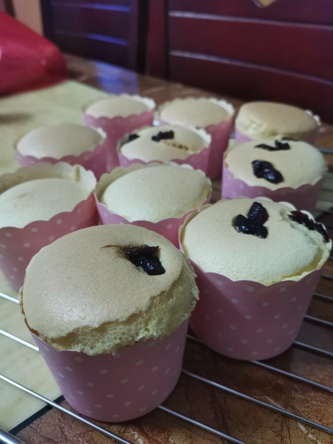 纸杯蛋糕 8寸戚风蛋糕的量