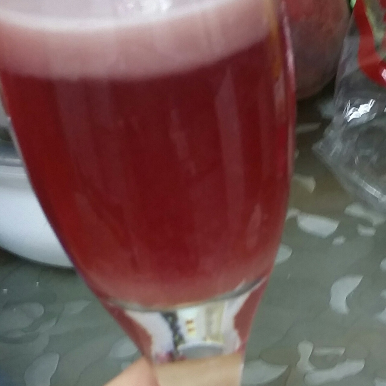 鲜榨石榴汁