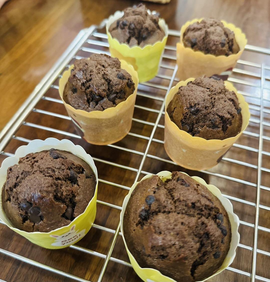 巨简单❗️超快速❗️巧克力玛芬蛋糕❗️好吃哭了