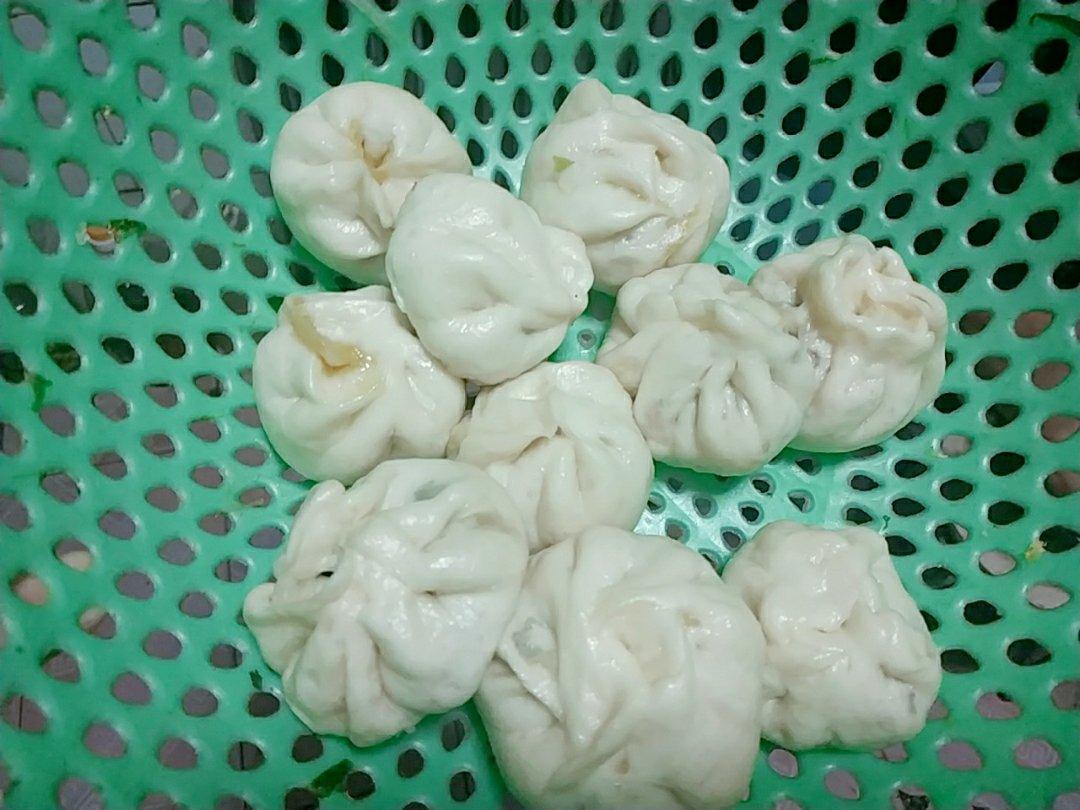 胡萝卜木耳鸡蛋素包子