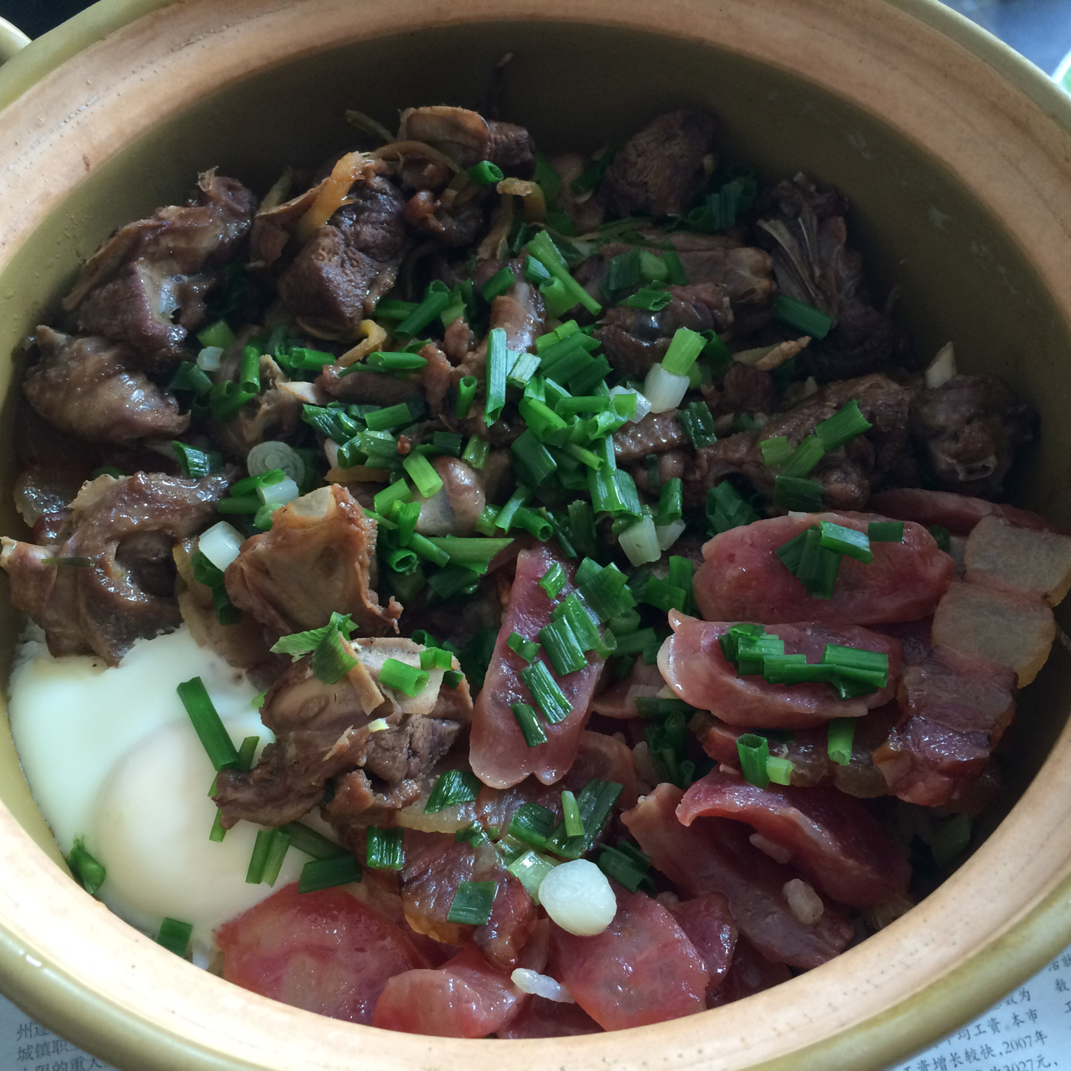 香肠煲仔饭
