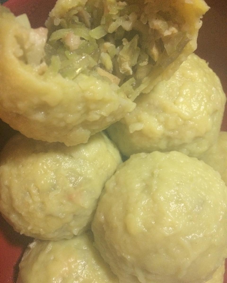 薄皮大馅-玉米面菜团子
小白菜馅 & 白萝卜馅