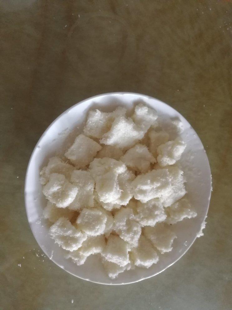 完胜85度C牛奶椰丝小方