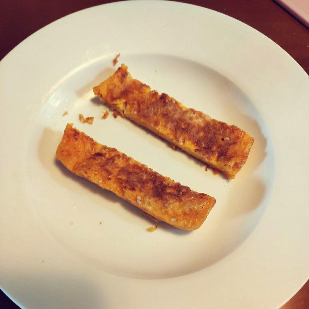 鸡蛋香煎面包片