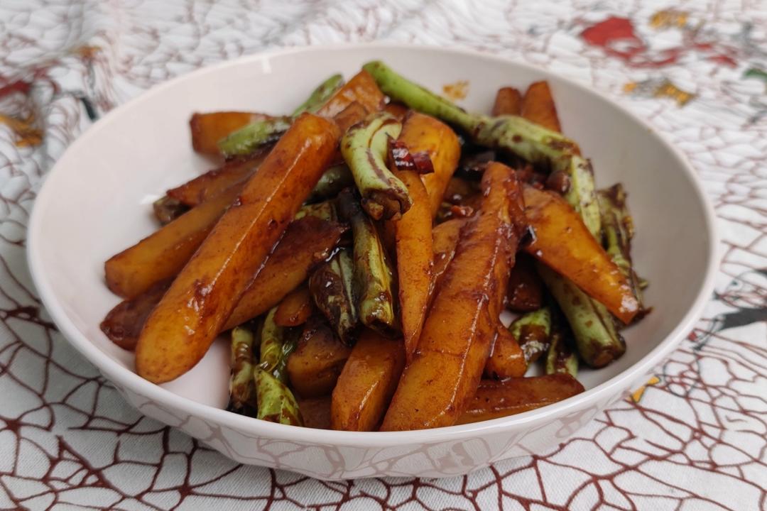 干煸豆角土豆