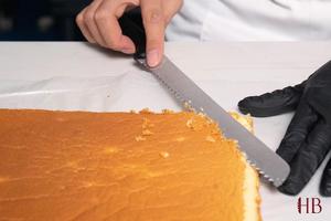 超火人气🍊香橙蛋糕卷的做法 步骤14