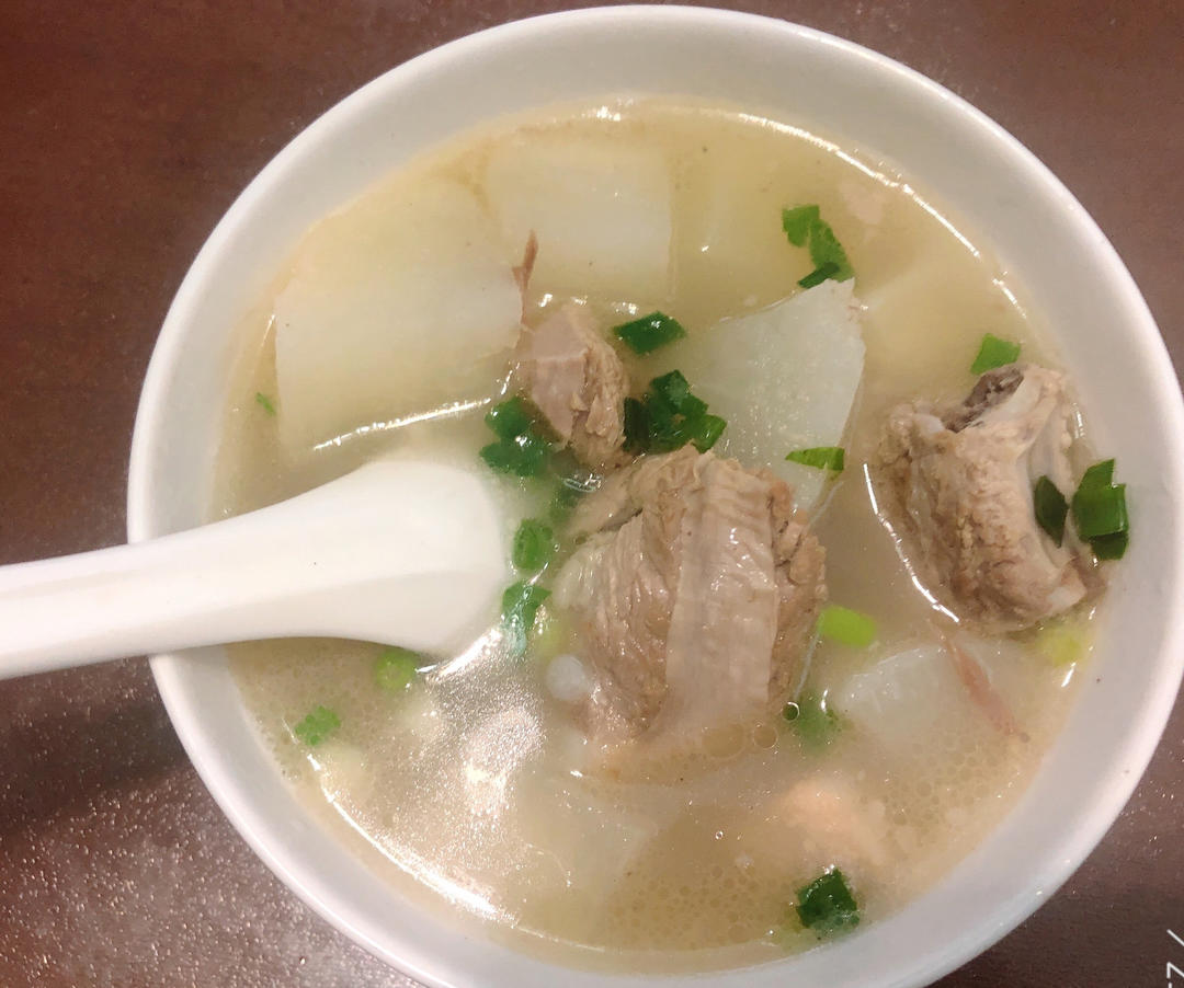 清炖排骨萝卜汤