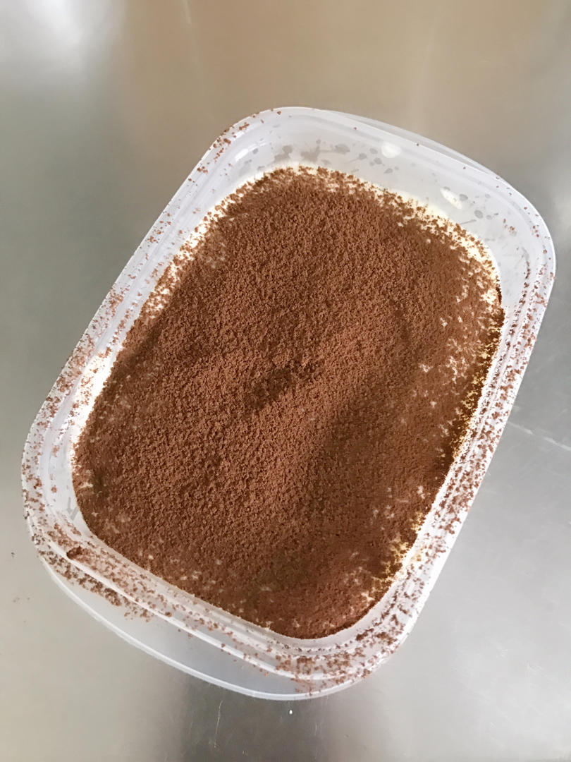 在欧洲学会的经典版提拉米苏