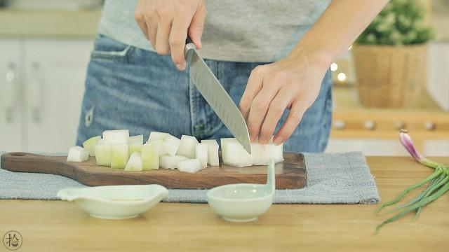 步骤图 冬瓜花蛤汤的做法 冬瓜花蛤汤的做法步骤 儿童餐 下厨房