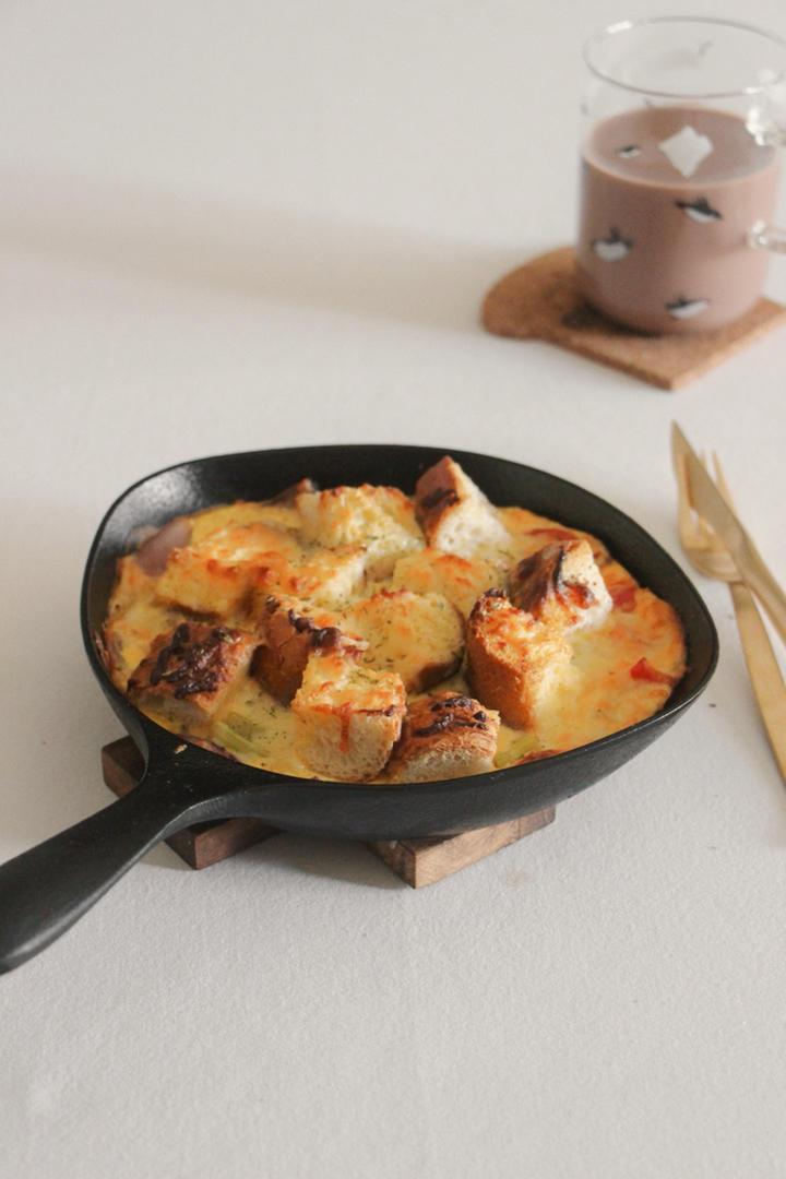 50道铸铁锅料理 |面包布丁