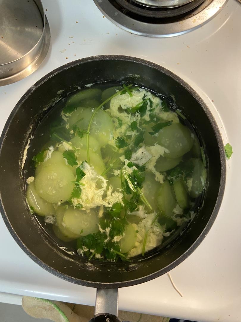 老黄瓜鸡蛋汤