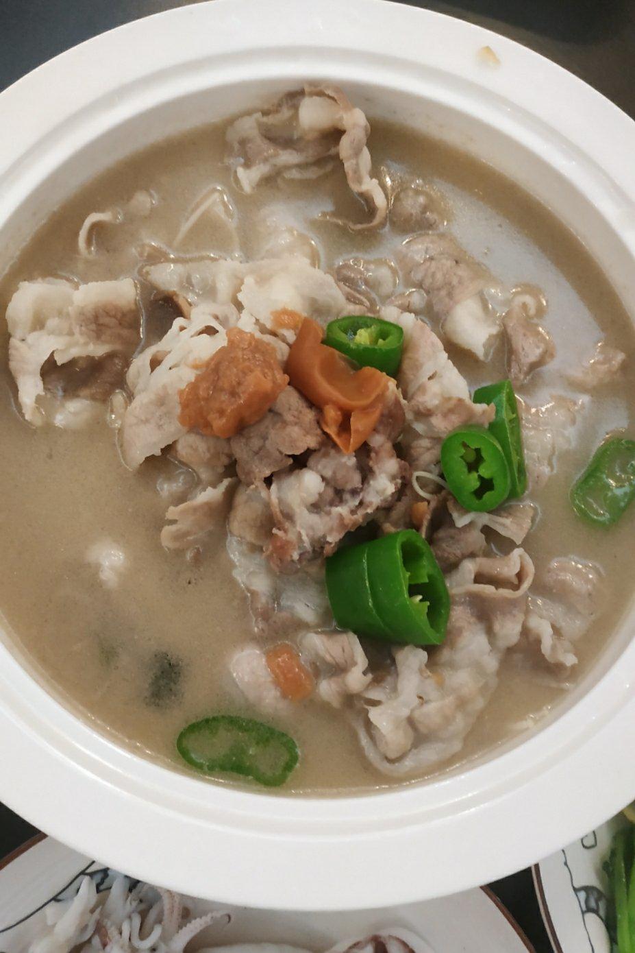 酸汤肥牛