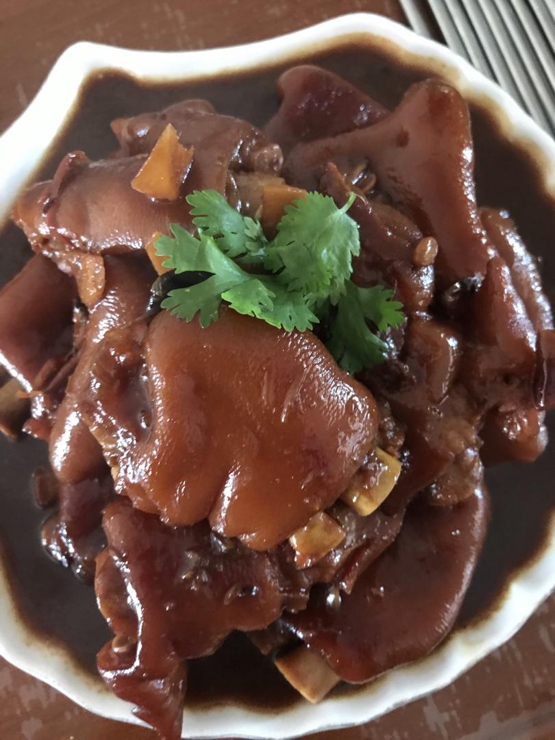 美味炖猪蹄