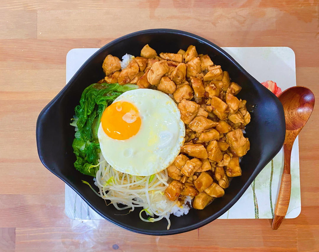 日式碎鸡饭