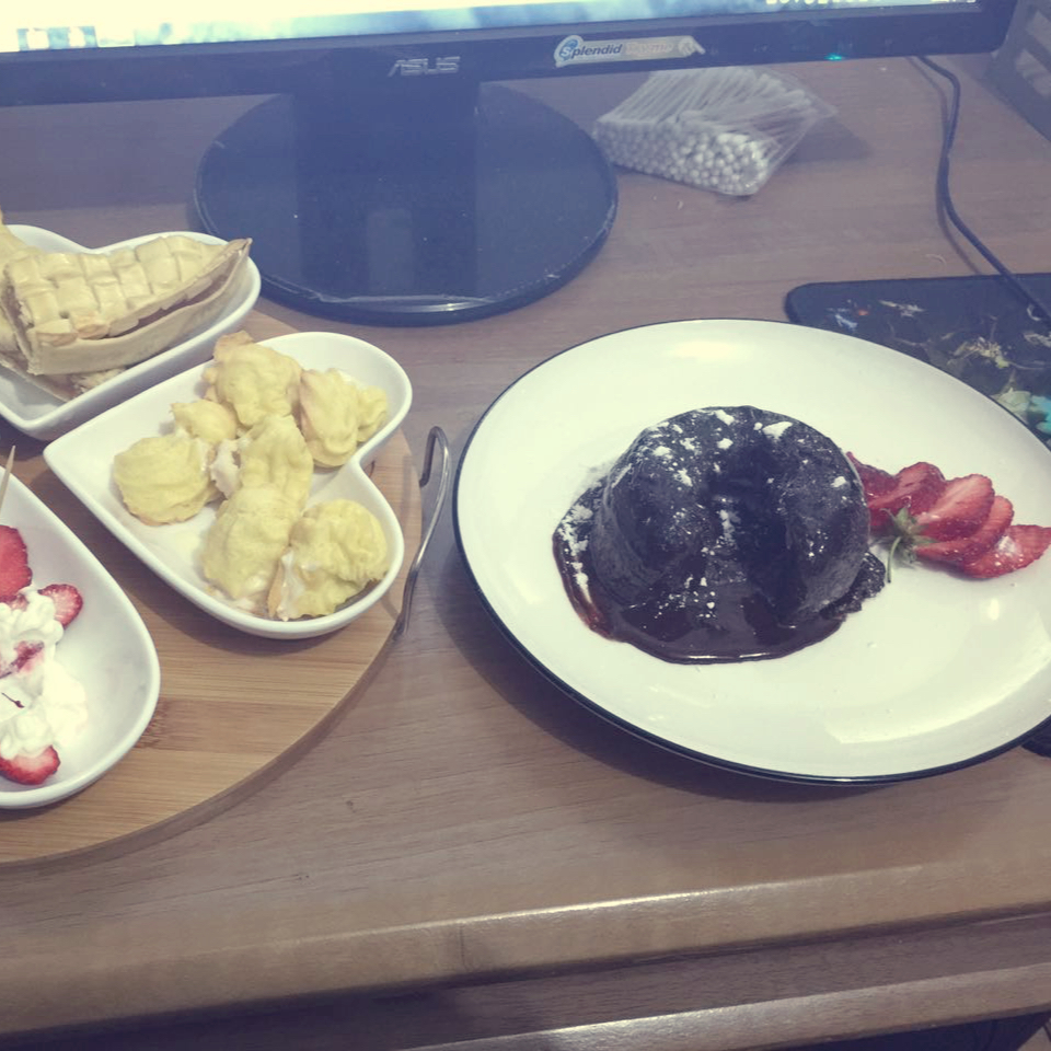 巧克力熔岩蛋糕 Chocolate Molten Lava Cake