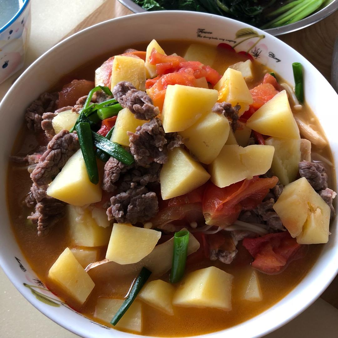 番茄土豆肥牛锅