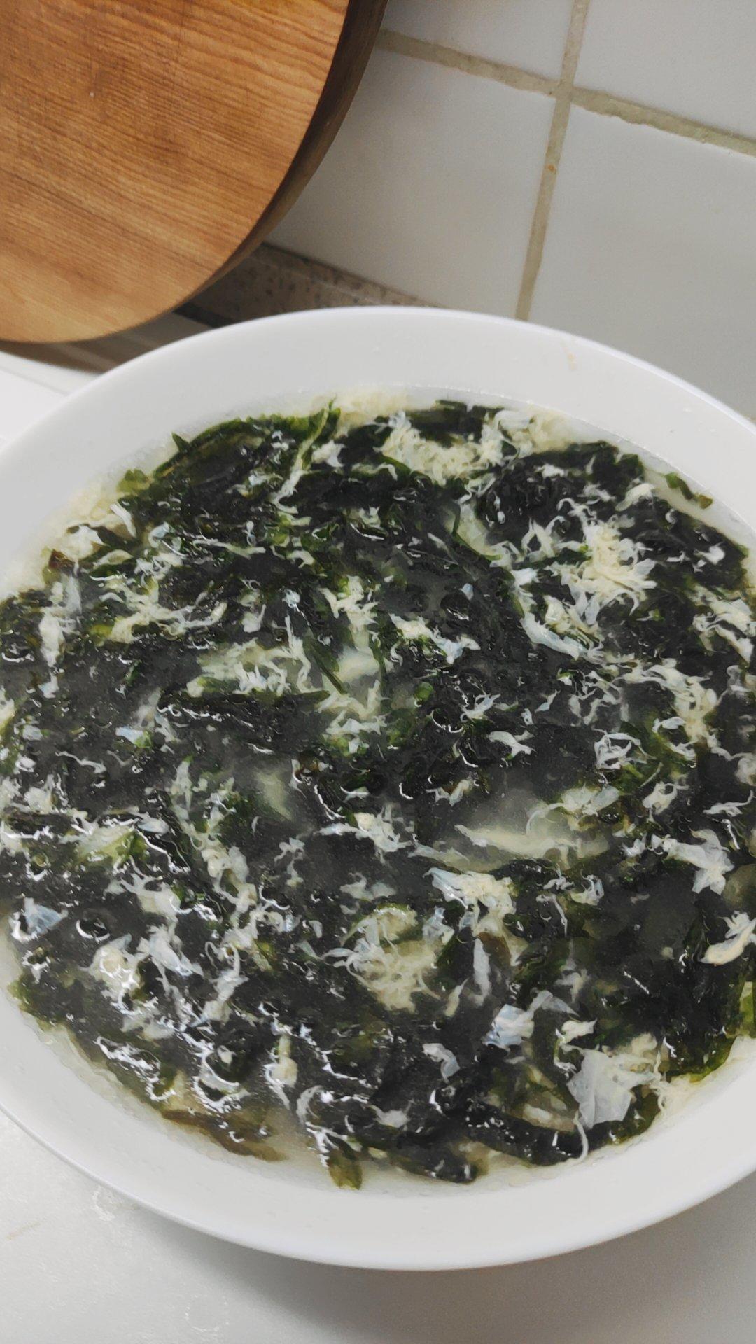 5分钟做成紫菜蛋花汤