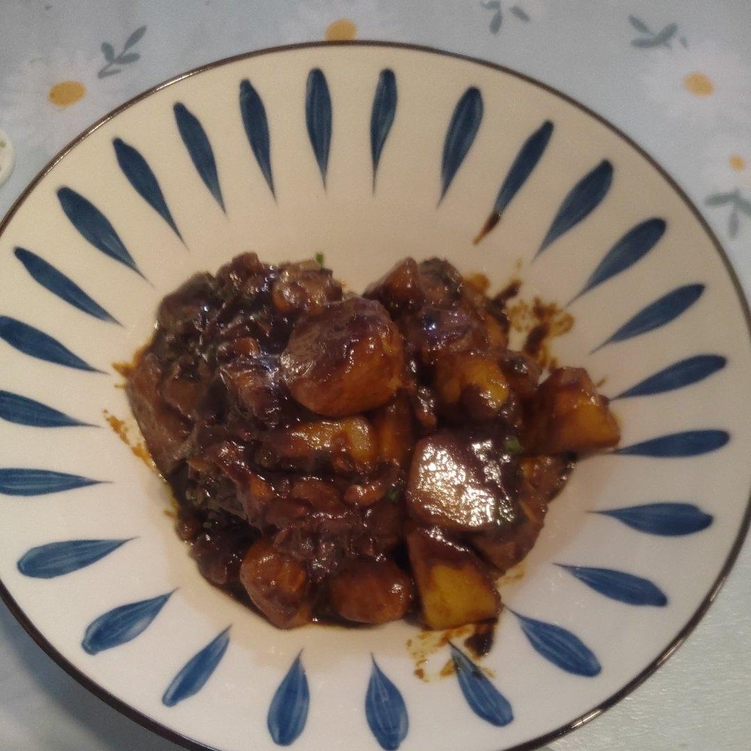 🔥巨下饭，软糯入味！比肉还好吃的红烧土豆
