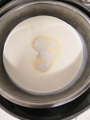 新手一次成功打发淡奶油的方子（超详细）的做法 步骤5