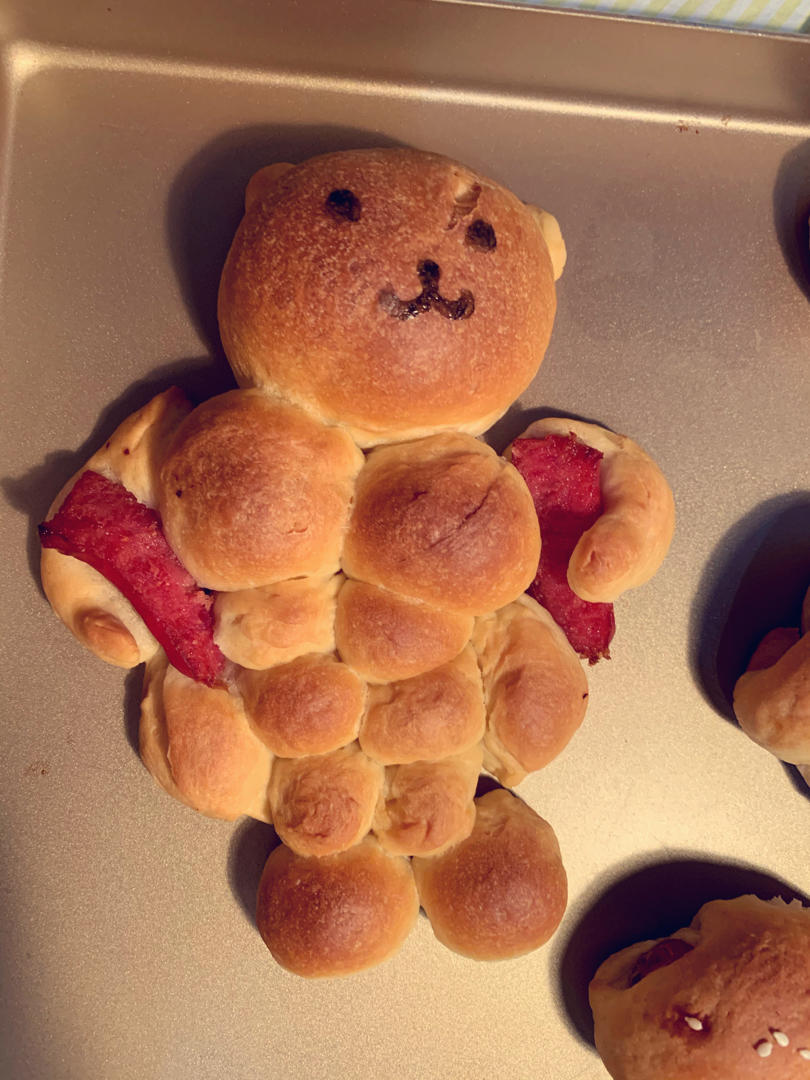 卡罗尔之最爱烘烘焙焙吃吃拍拍做的肌肉熊面包