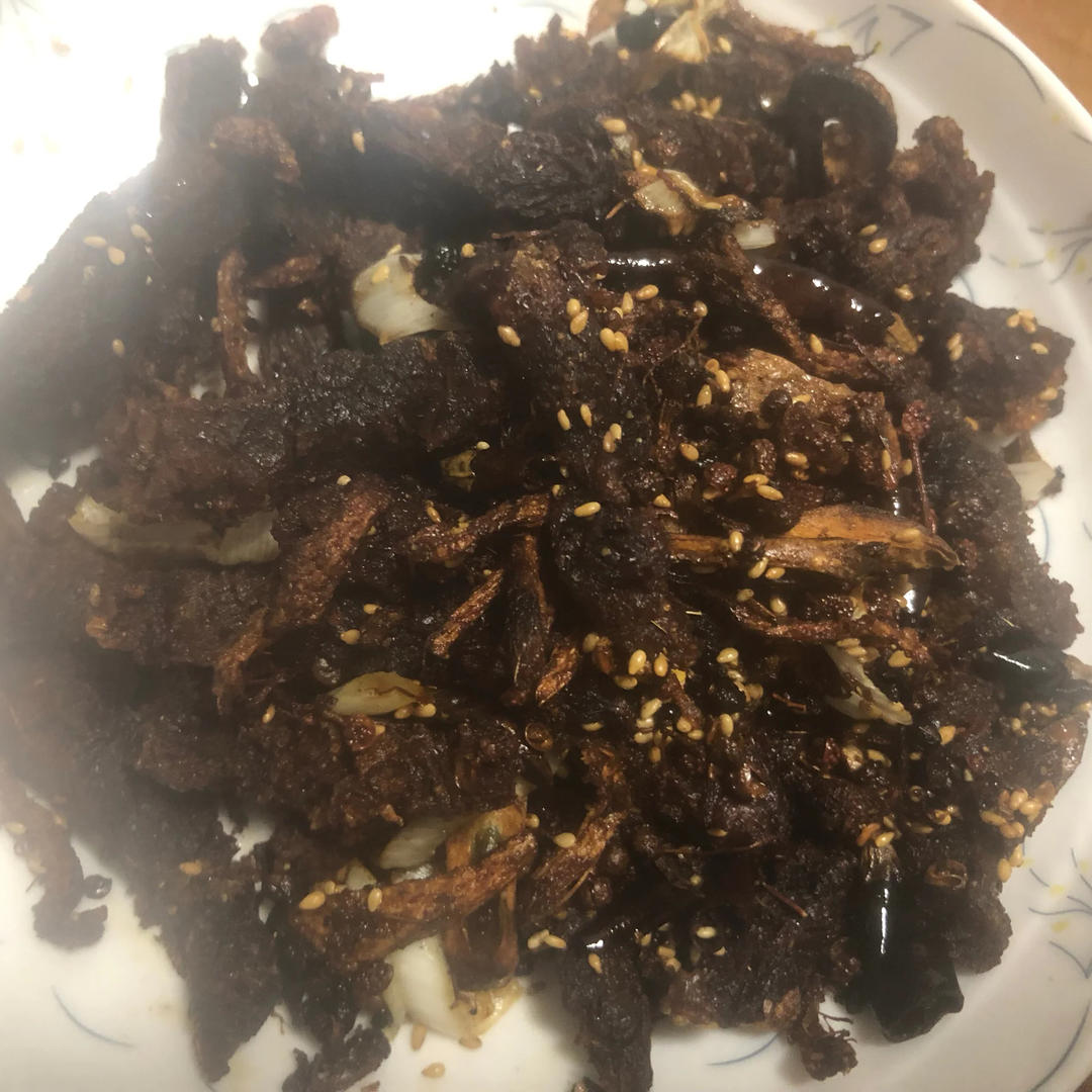 爆辣干煸牛肉条（完全停不下来）